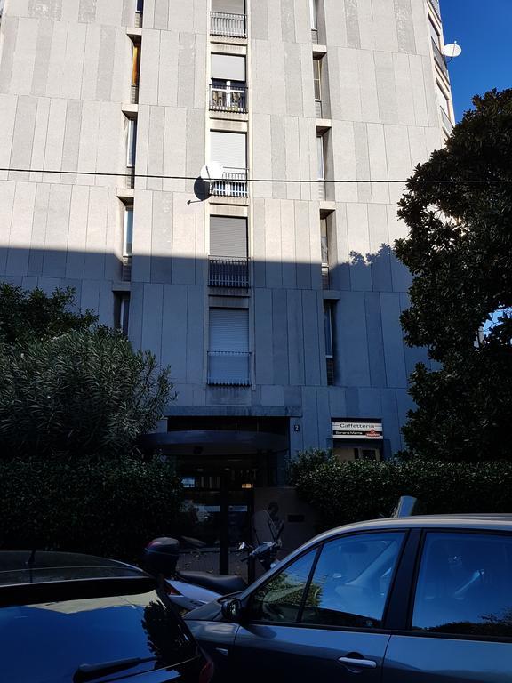 Micribs Tortona Lägenhet Milano Exteriör bild